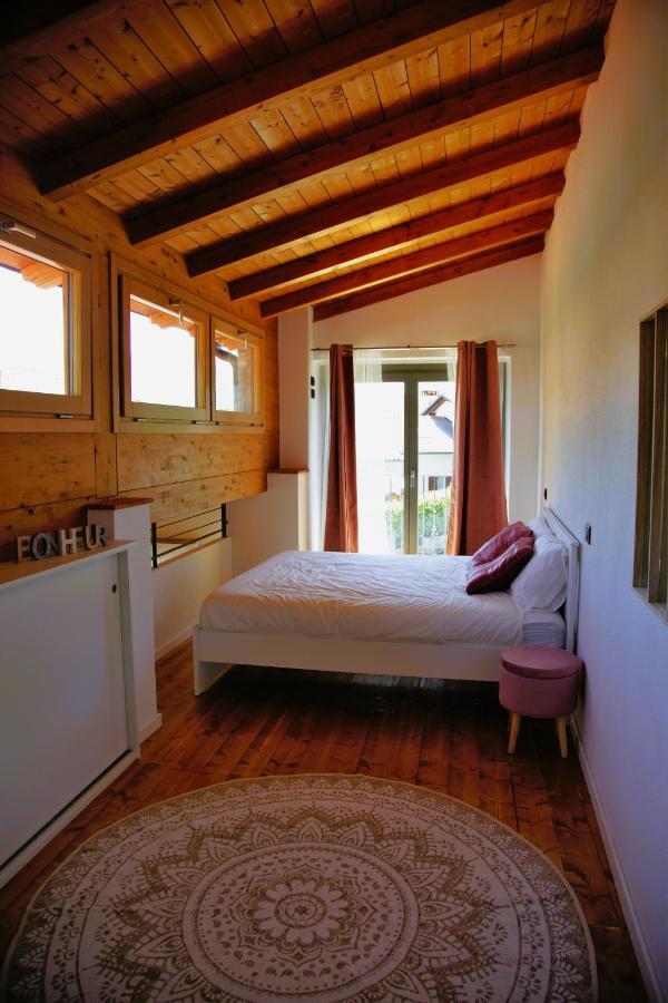 Our Happy Place - Casa Vacanze Per Il Viaggiatore Slow Mandello del Lario Eksteriør billede